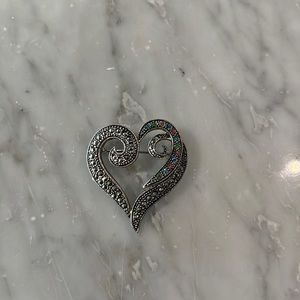 Heart broche
